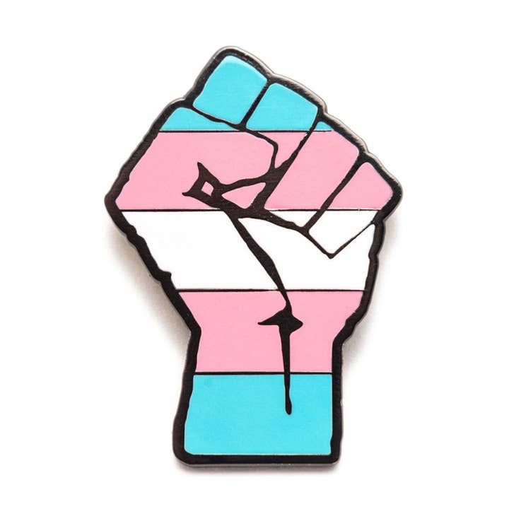 Trans Raised Fist Pin voor wholesale door Pin-Ace