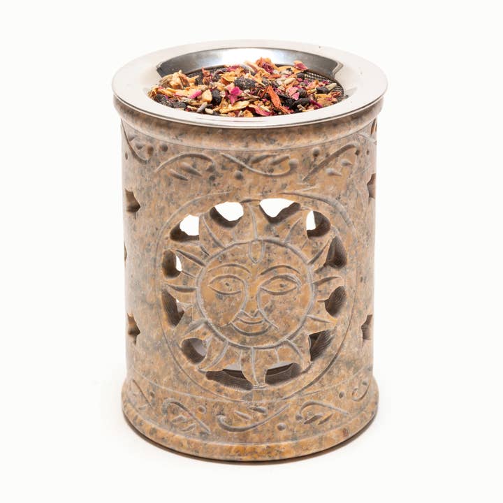 Brûleur d'encens Soapstone Sun avec tamis pour la vente par Himmelgrün GmbH