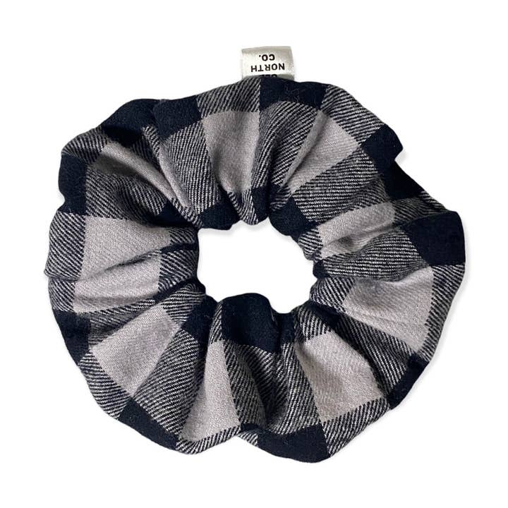 Chouchou en flanelle Stormy Nights pour la vente par Old North Co.