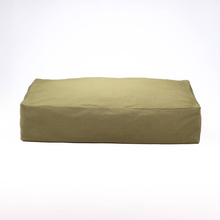 London Fields Pet Bed - Green - Large for wholesale by Couleur Nature