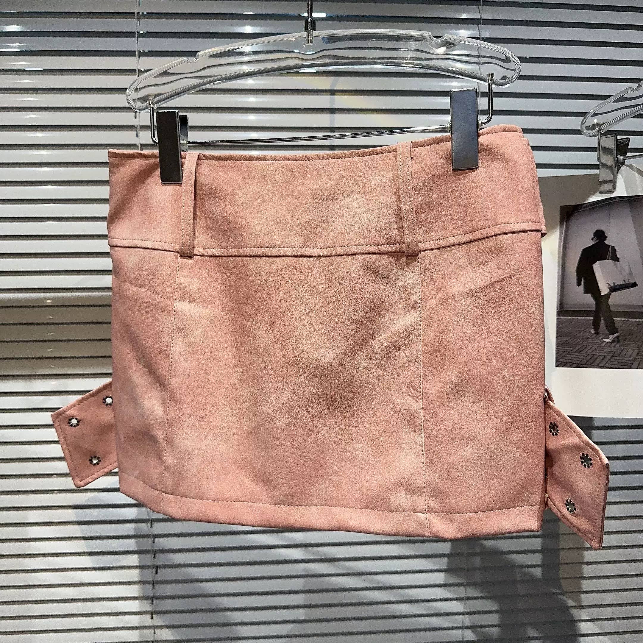 Productseeker - Vente Jupe – femme - Jupe Mini SK79Y PU avec Large Ceinture Croisée – Style Urbain12