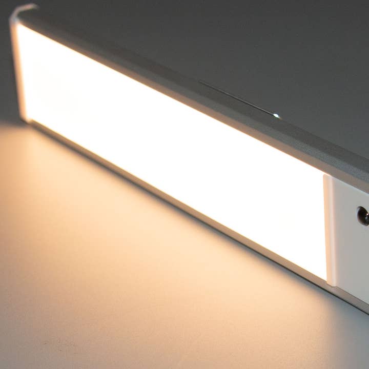 YI LIGHTING LLC - Wholesale Night Light - 12" Rechargeable Under Cabinet Light, Motion Sensor, 3 CCT9