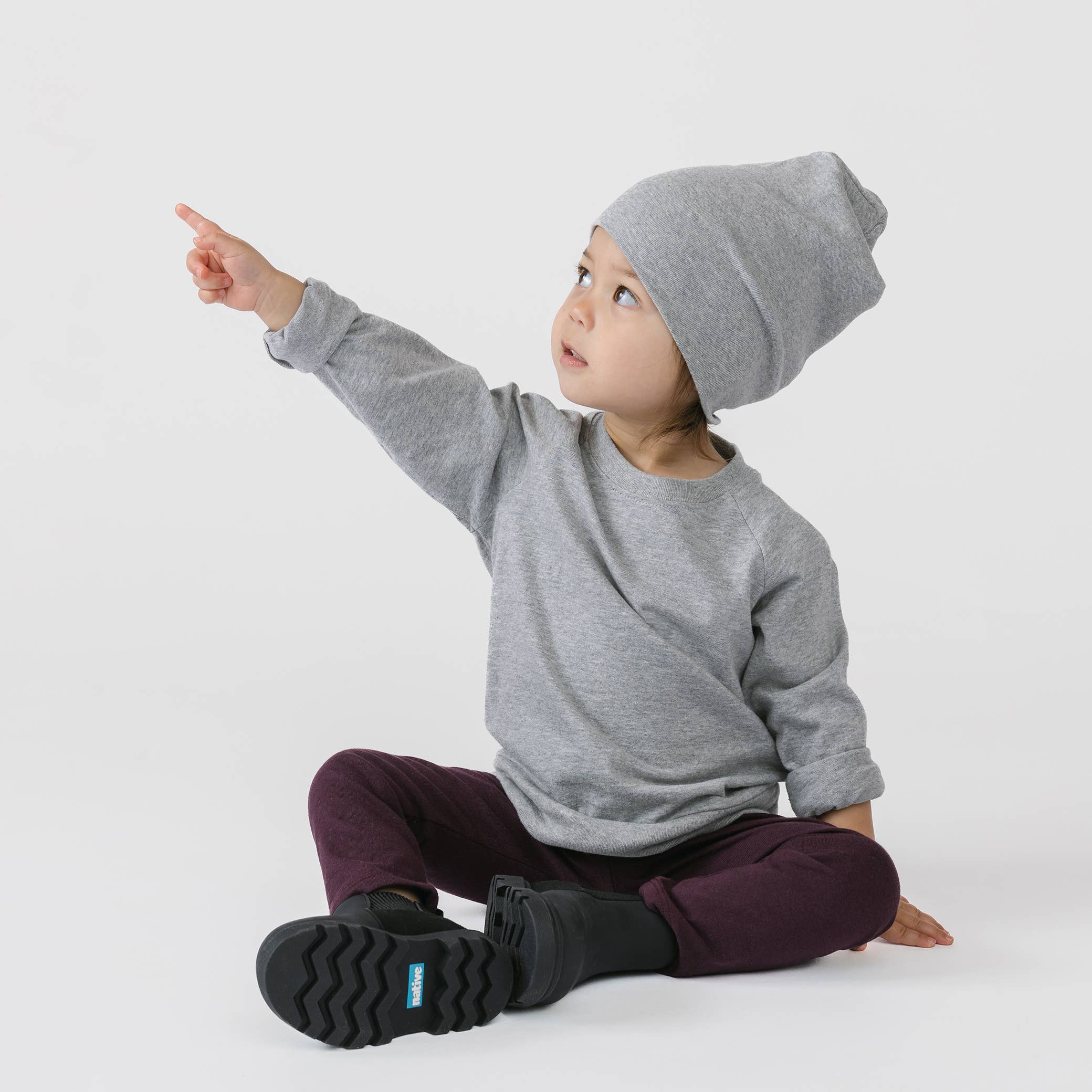 mini mioche collective inc. - Wholesale T-Shirt - Kids - Premium GOTS-Certified Organic Cloud Crew Raglan9
