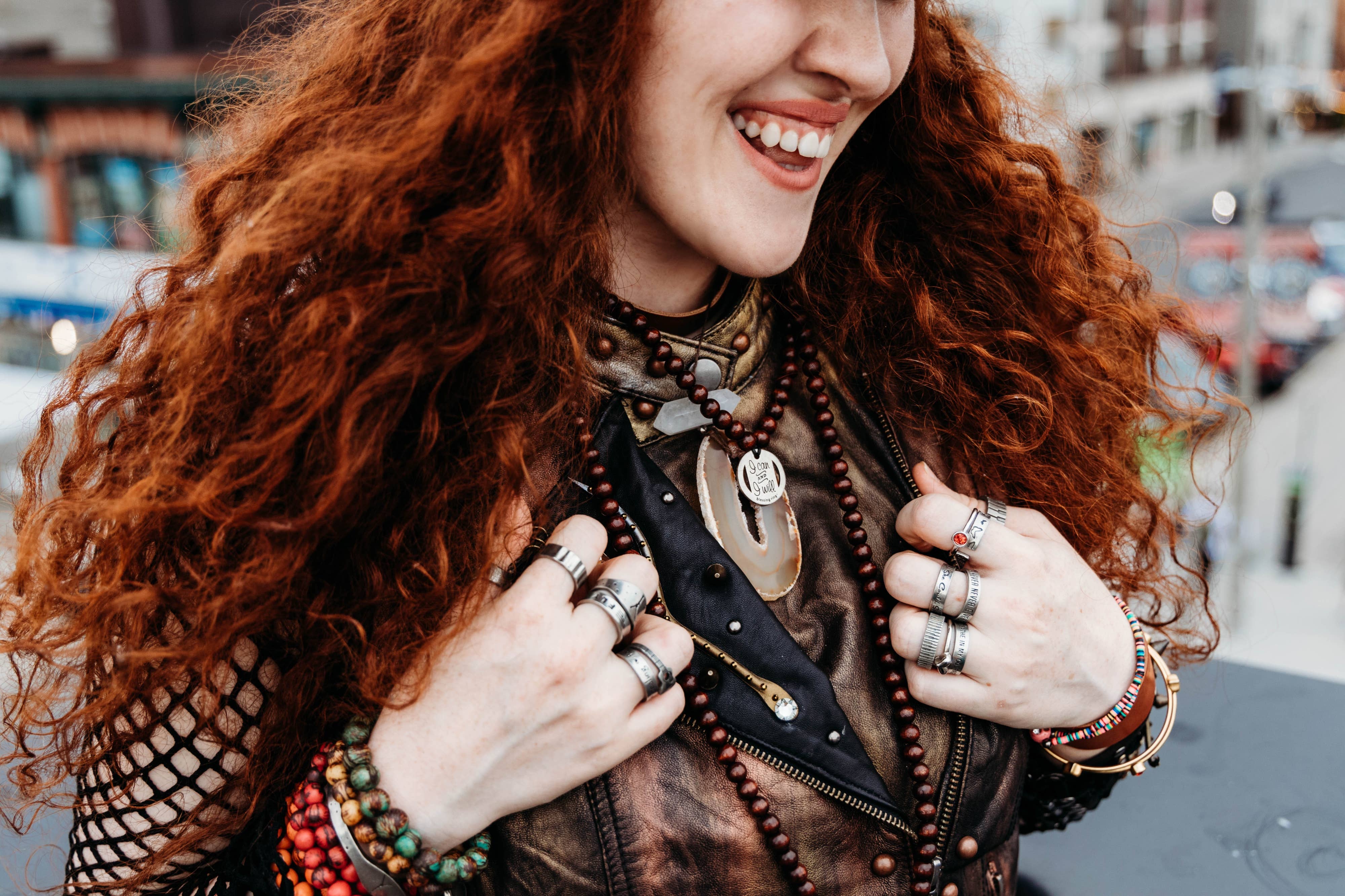 Whitney Howard Designs – Großhandel Band/Stapelring – Inspire Ringe, verstellbar — Bestseller-Geschenke4