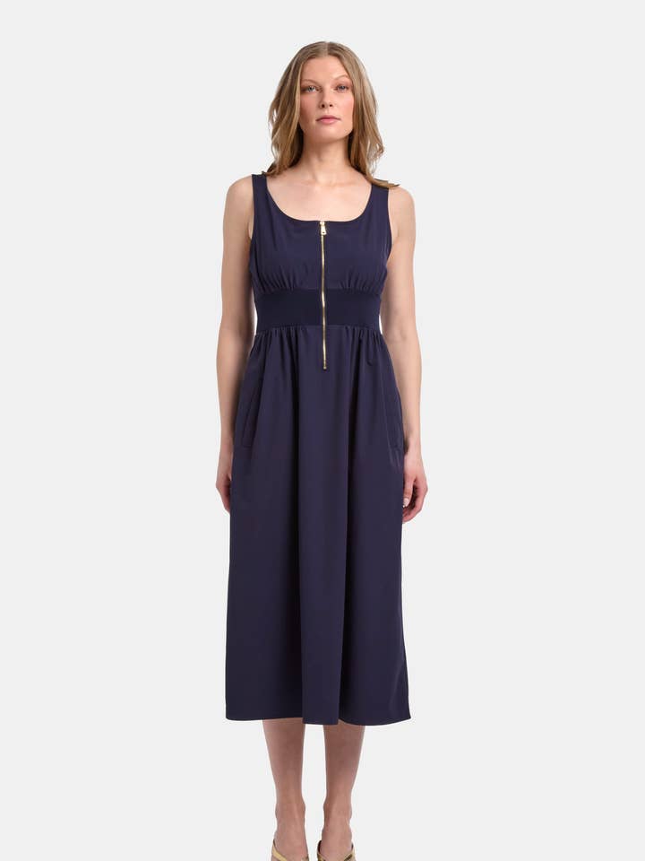 LA ROBE EMBRASSÉE pour la vente par Capsule 121