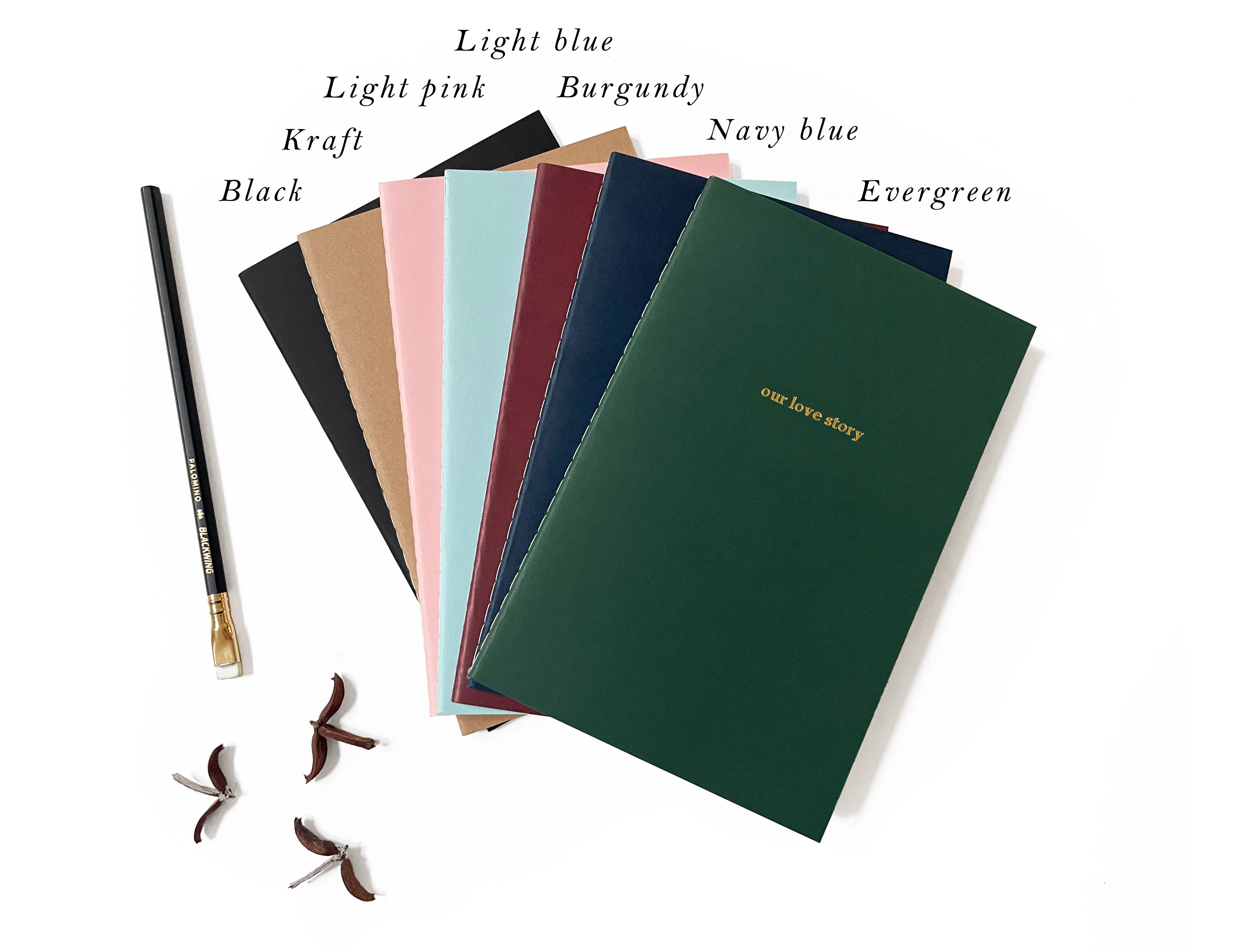 Studio Portmanteau – Großhandel Notizbücher – Individuell geprägtes Logo-Folien-Mittelheft-Notizbuch mit Sattelheftung3