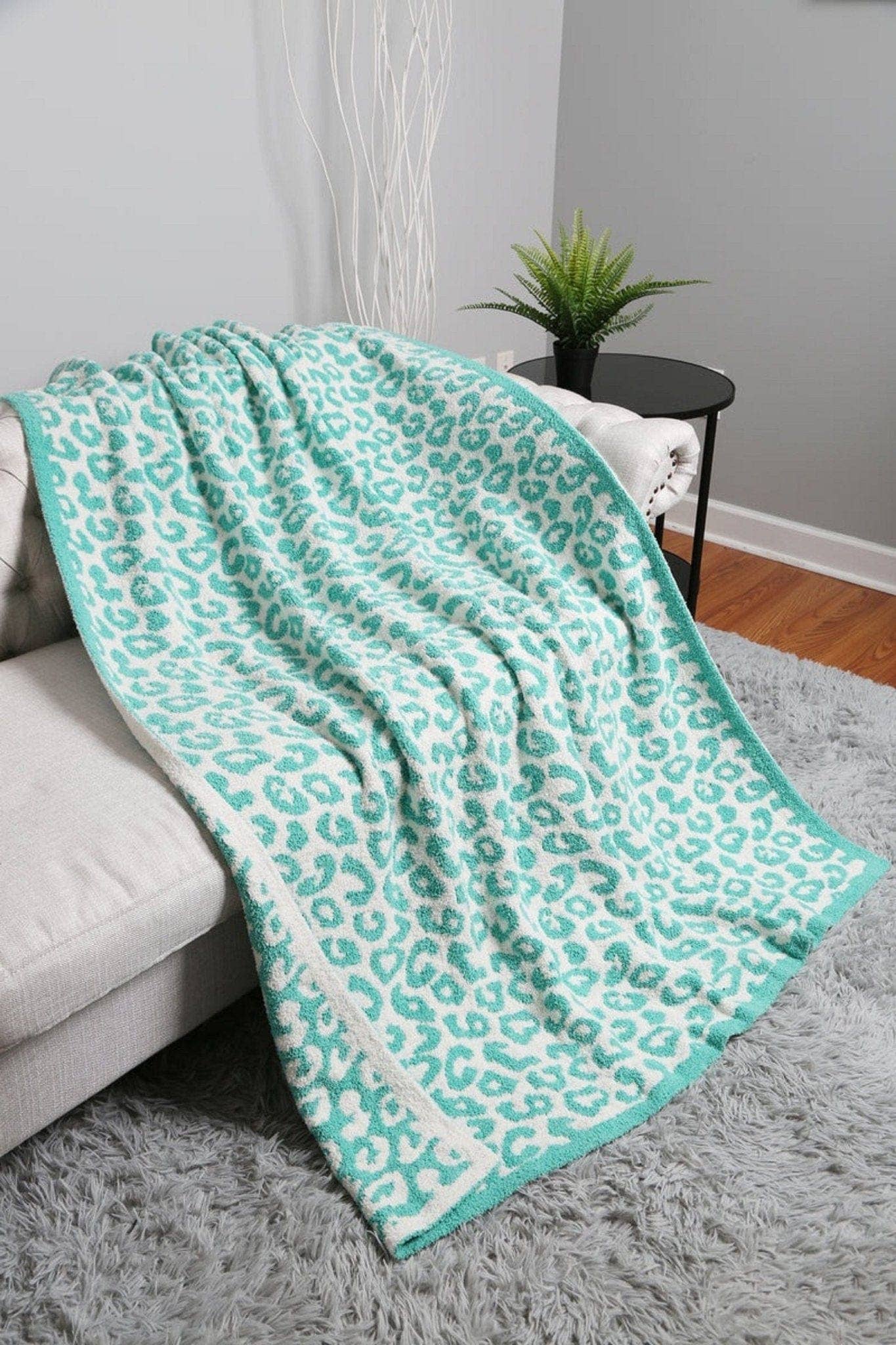 MiMi Wholesale - Wholesale Throw Blanket - Super Lux Leopard Print Throw Blanket19