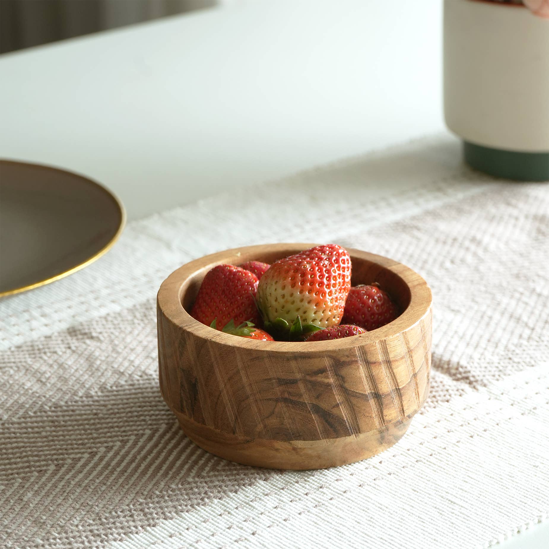 India Handicrafts Inc - Wholesale Decoratief bord/schotel/kom - 5" Houten Kom met Textuur