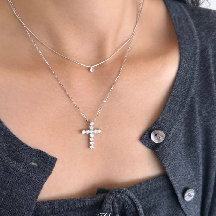 MINICYBER STUDIO - Wholesale Pendant/Charm Necklace - Silver Cross Sparkle Necklace9