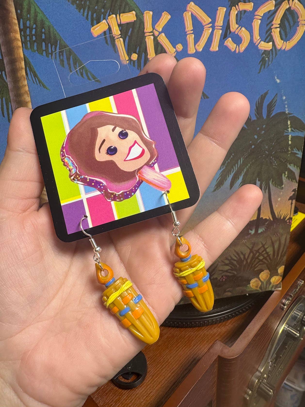 NO RHYME OR REASON ART - Venta al por mayor Pendientes colgantes - Pack de Pendientes Luau - Bailarina de Hula, Palma, Tiki - 20024