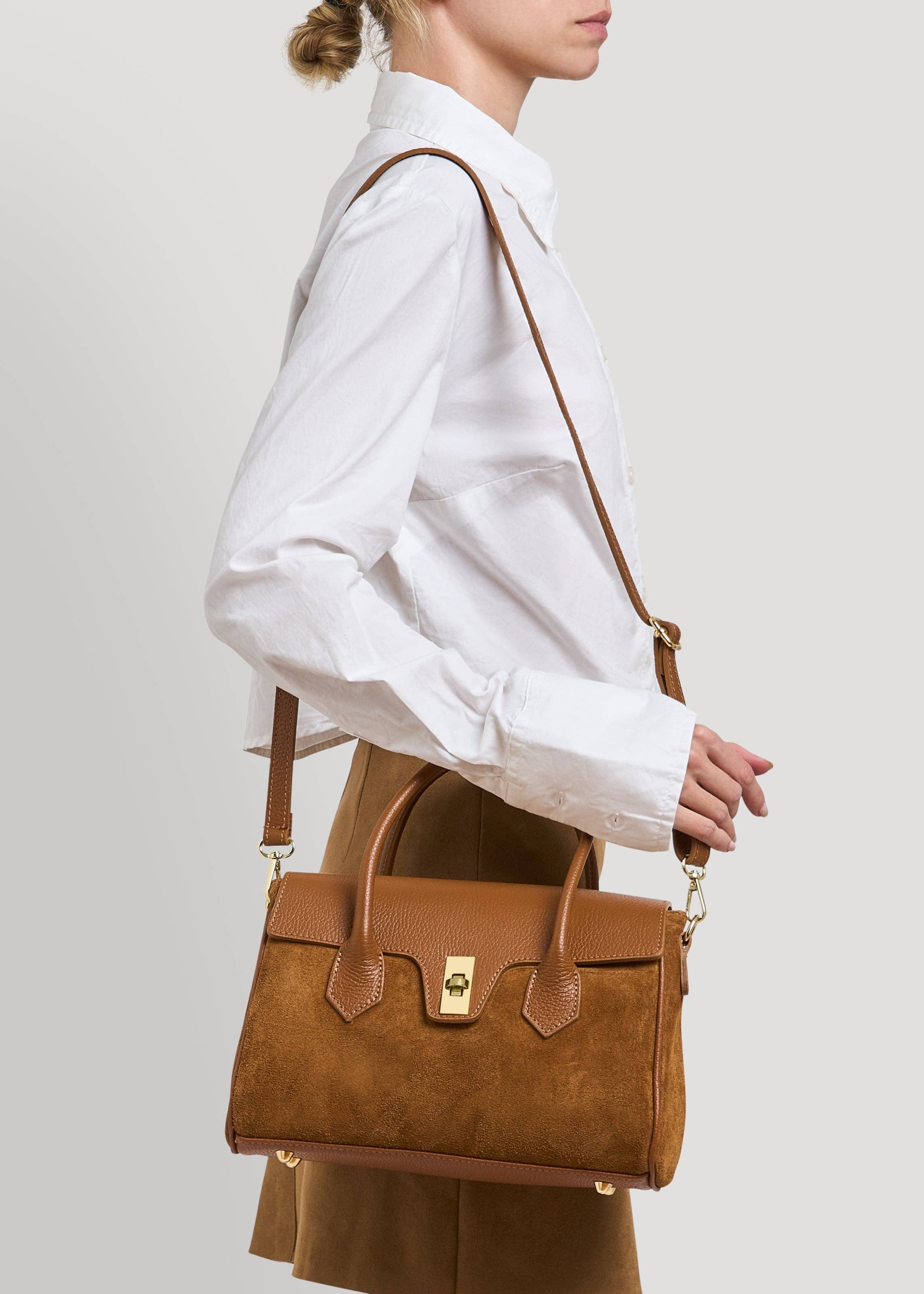 Voemièn - Wholesale Top Handle Bag - Women's - Cécile Bag in Tan Suede and Dollar Leather6