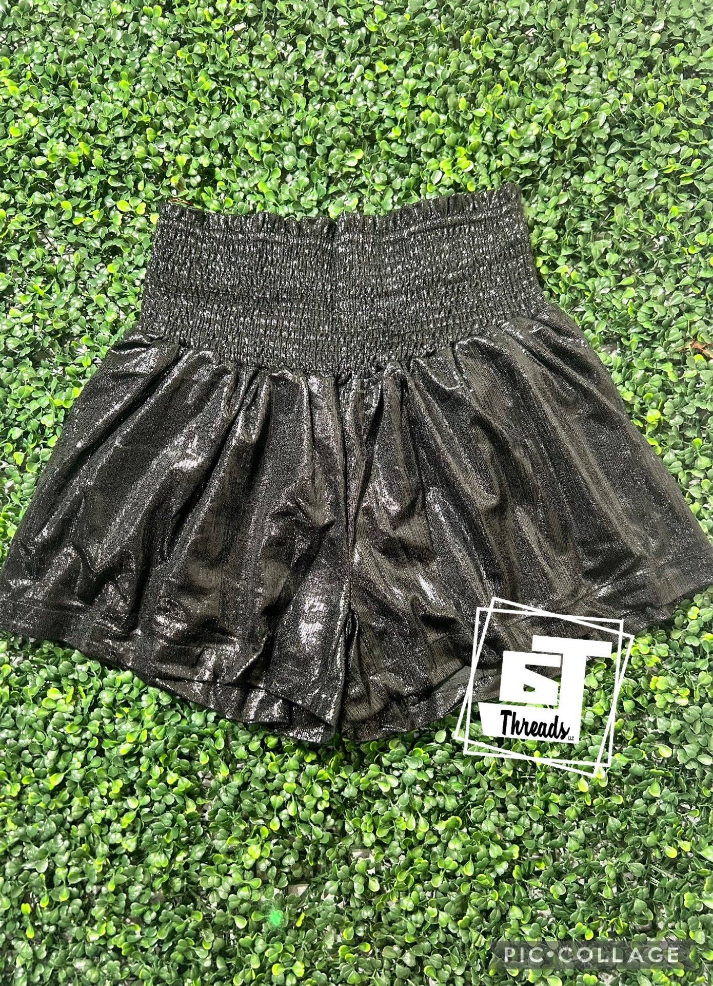 6j Threads LLC - Vendita all'ingrosso Pantaloncini - Donna - Pantaloncini Metallici....INGROSSO9