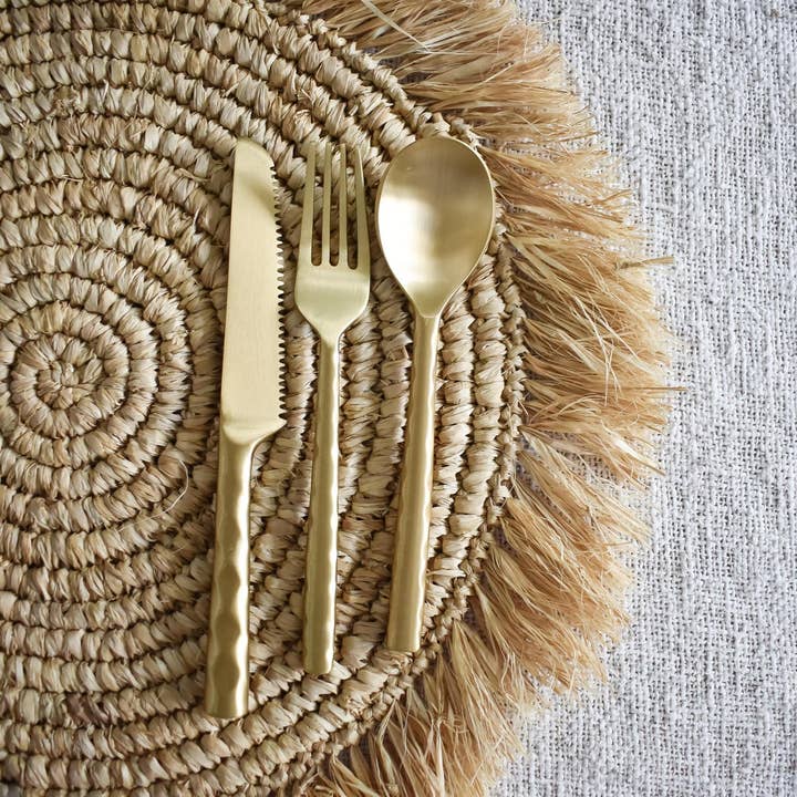 Raffia fringed placemat 001 - natural for wholesale by Joglo living
