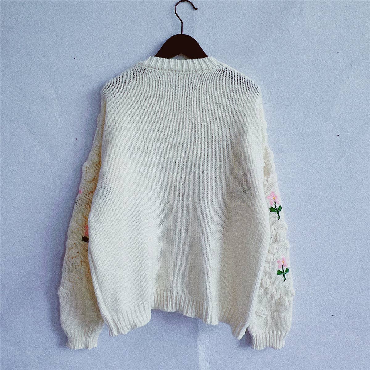 HIDDENBRAND - Wholesale Cardigan - Women's - Hand-Hooked Embroidered Knit Sweater Cardigan9