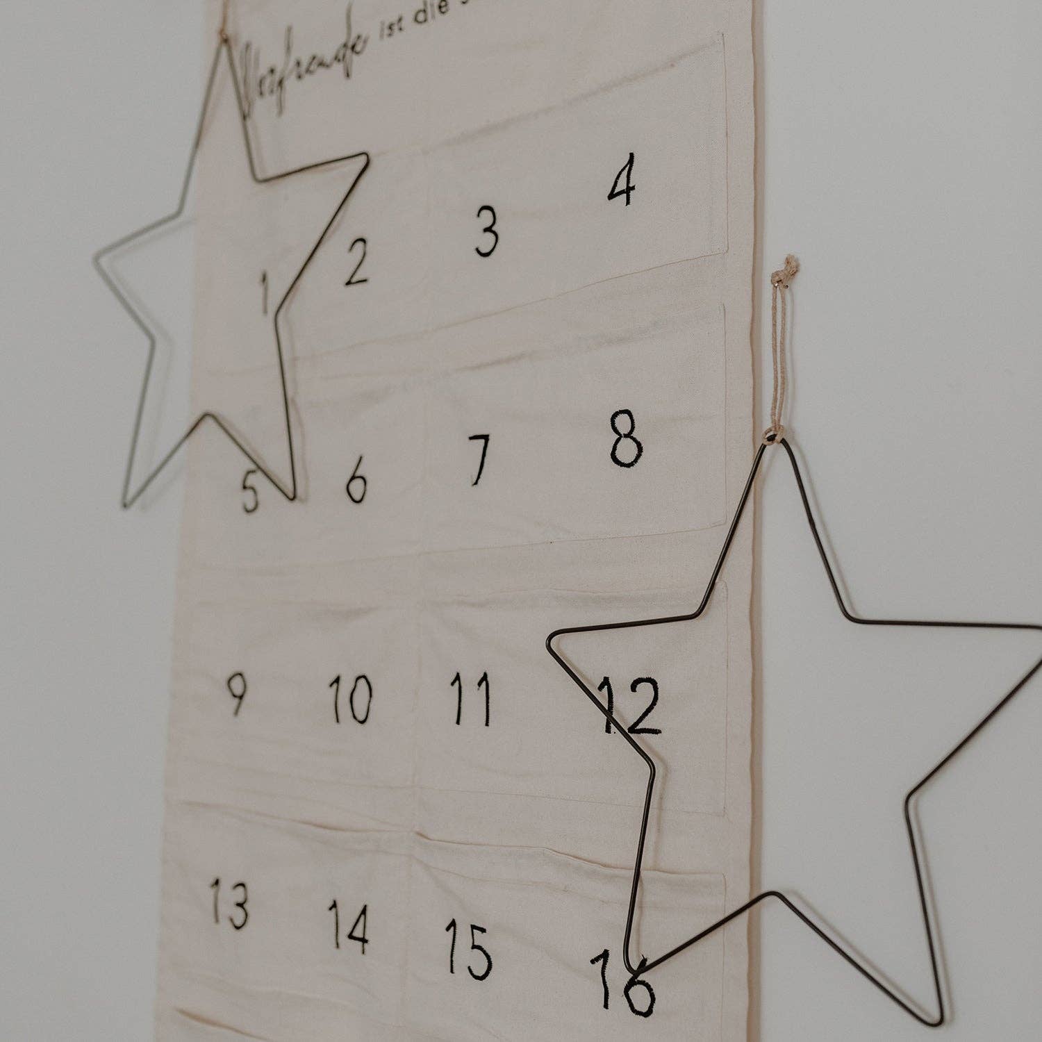 Eulenschnitt - Vente Décoration de Noël - Ensemble de 2 couronnes métalliques étoile (UE = 4 ensembles)1