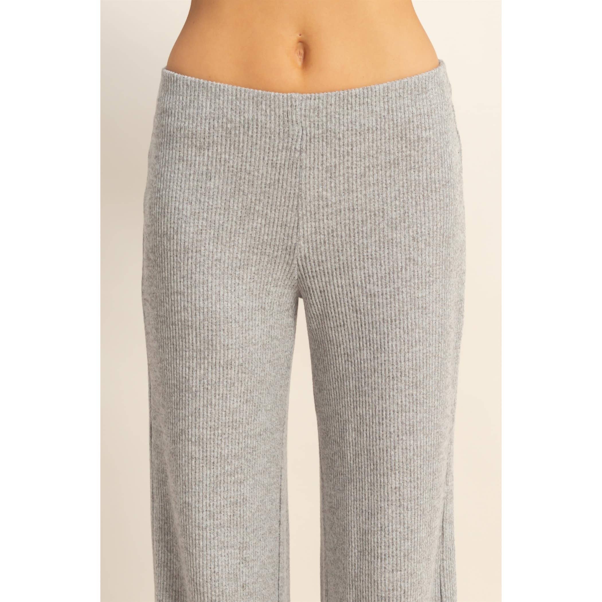 HYFVE – Großhandel Hose – Damen – Essentielle Strick-Schlaghose8