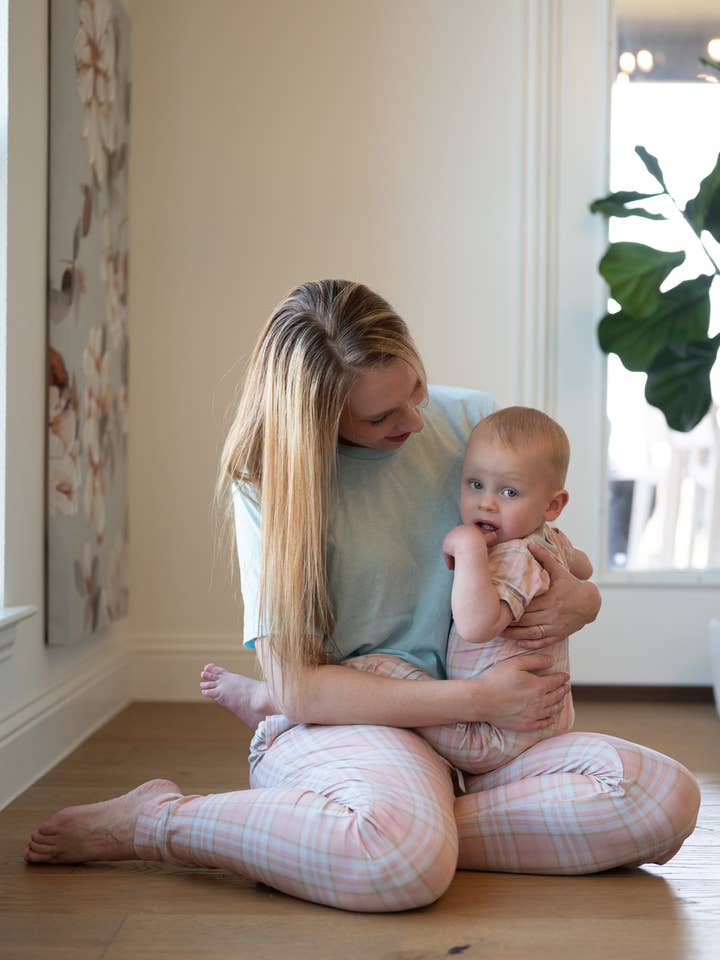 Frühlingskarierte Jogginghose für Erwachsene für den Großhandel von Riley & Rett