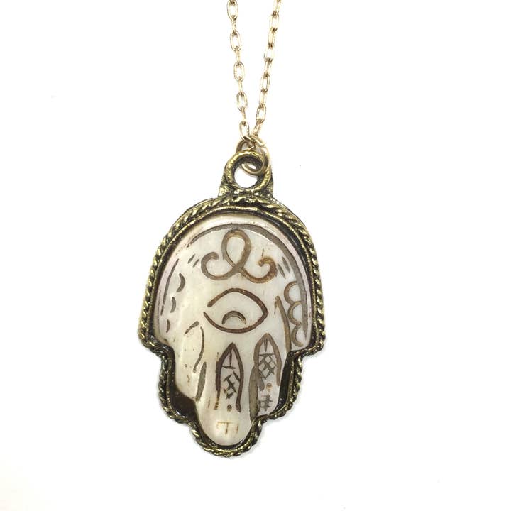 N156049 pour la vente par The Encore Fashion Group