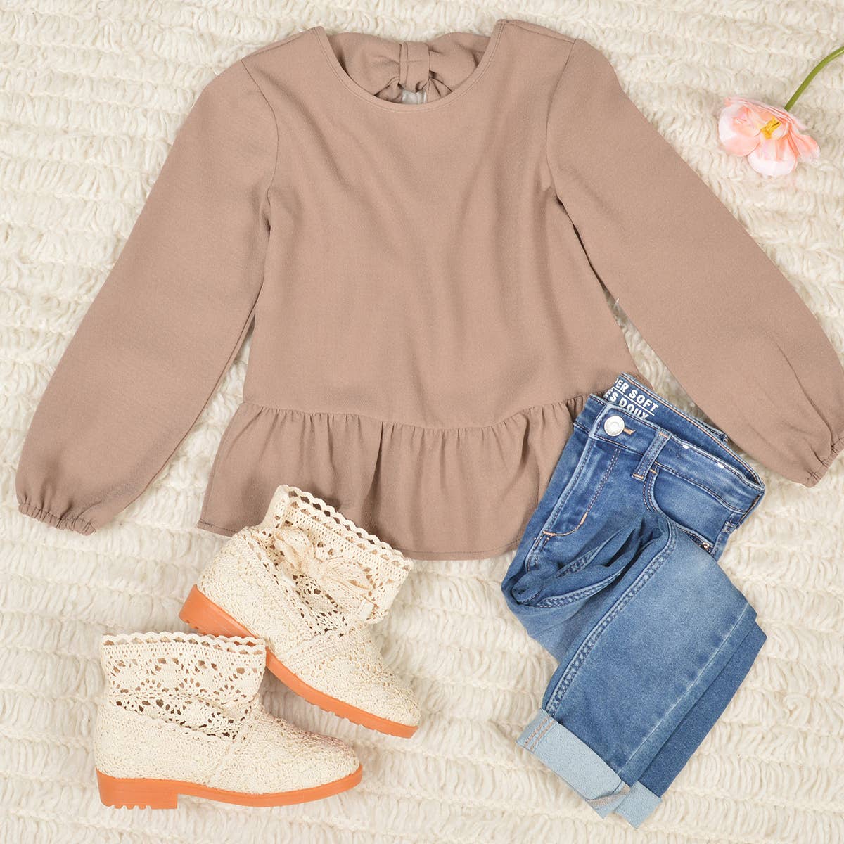 Loven x Mini Momo - Vente Chemisier – femme - Blouse cache-cœur à nœud dos et basque - Mini Momo6