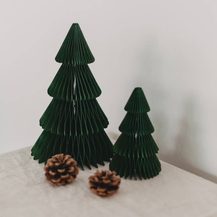 Paper fir tree 2-piece set dark green (PU = 6 sets) for wholesale by Eulenschnitt