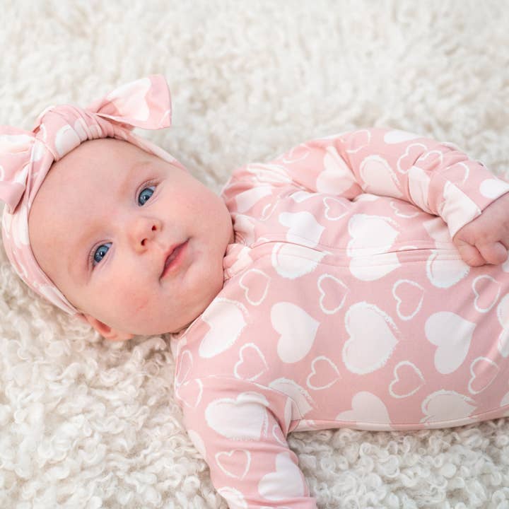 Barboteuse Convertible Tellement d'Amour pour la vente par Sweet Bamboo