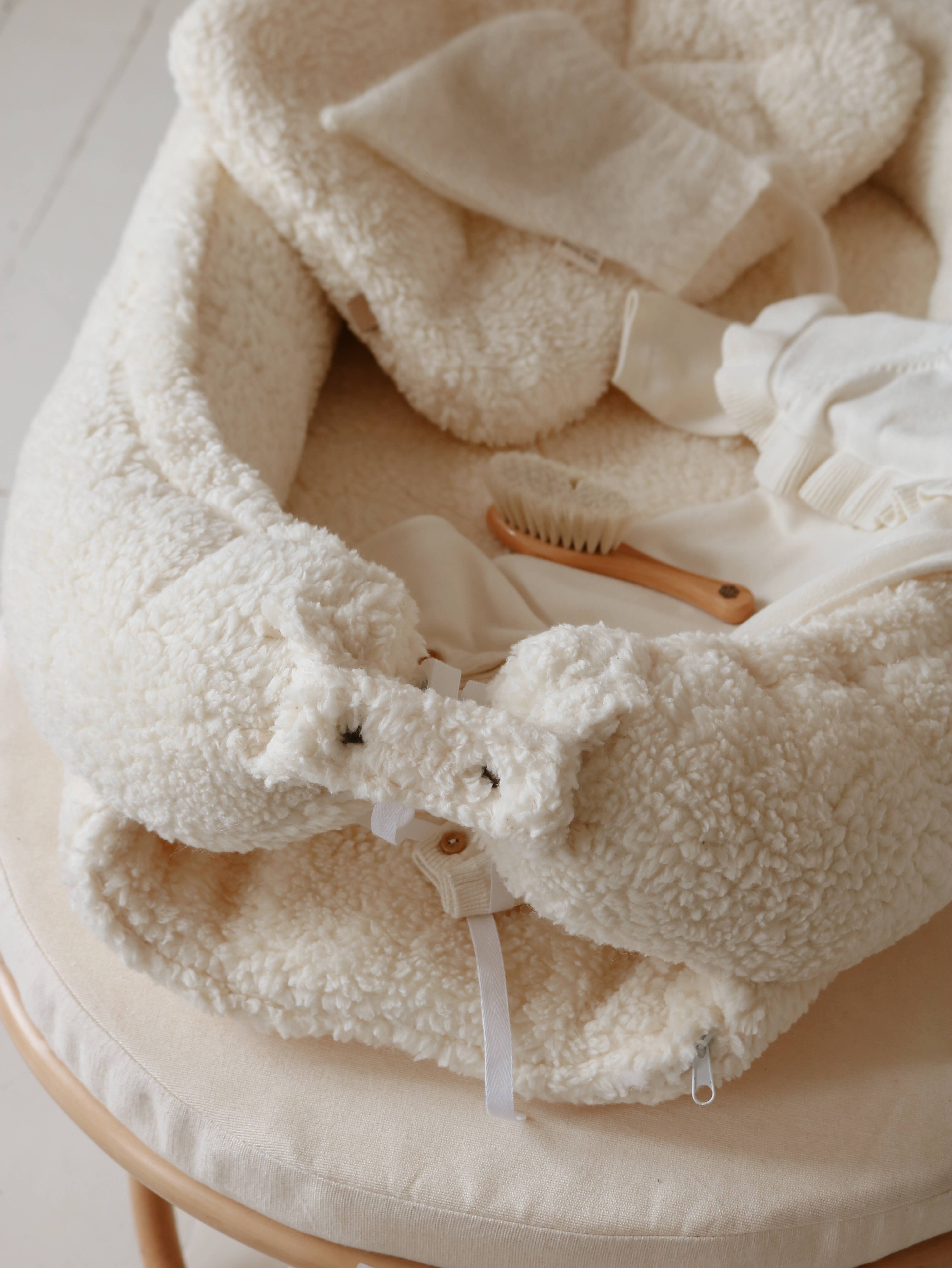 Babyly - Wholesale Bassinet - Baby - All Teddy babynest - 2 colors babyly7