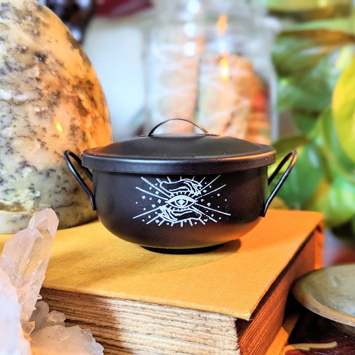 Goddess Provisions – wholesale Rökelsehållare – Mystisk kittel - järn, dryck, trollformel, magi, ritual, altare