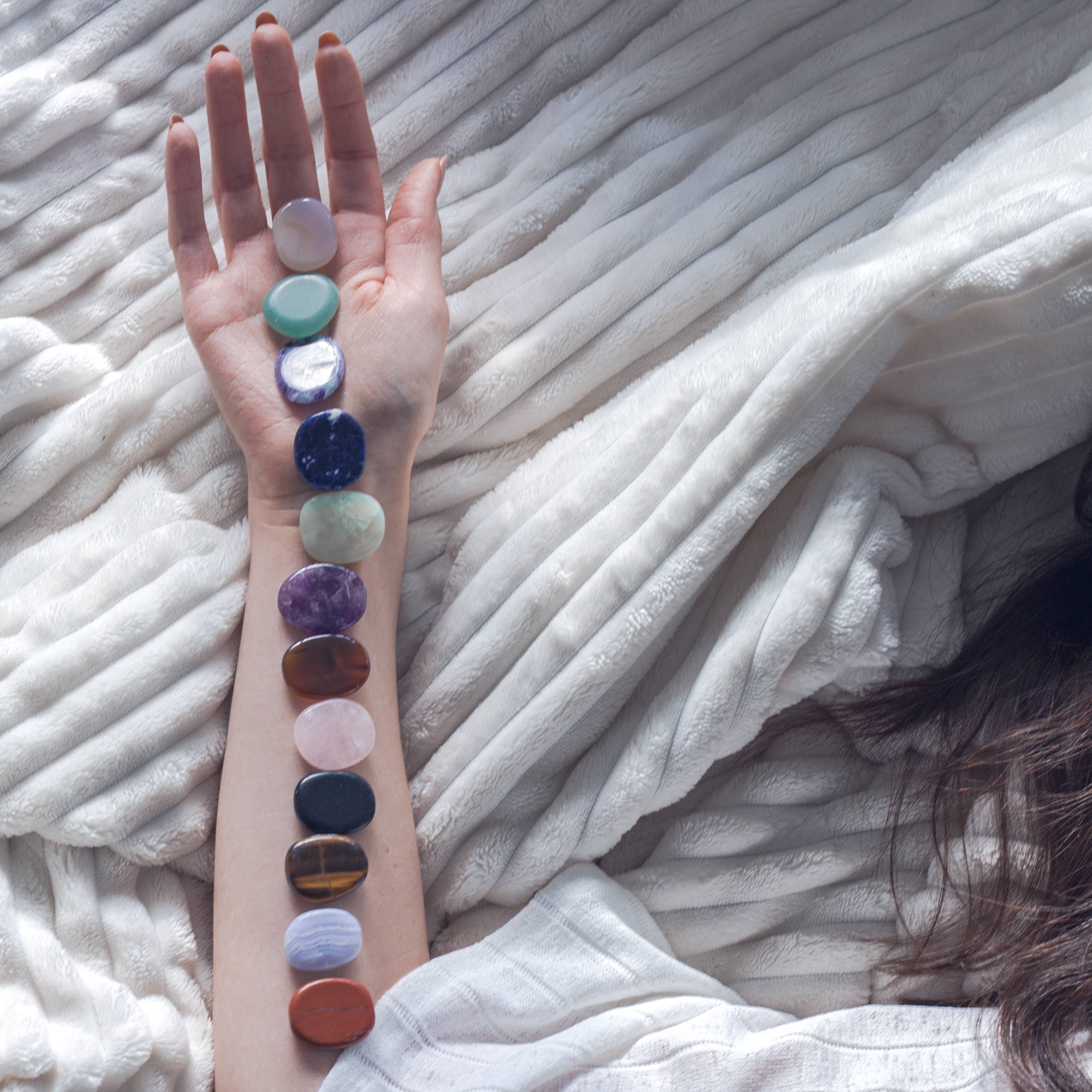 VitaJuwel - Wholesale Spirituele steen/kristal - inu! Zodiac Crystal | Weegschaal - Serpentijn3