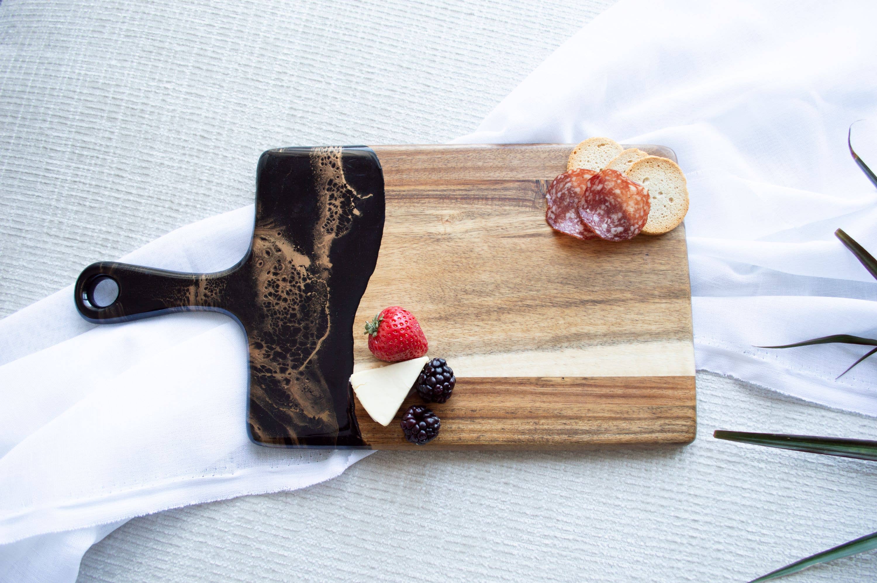 Lynn & Liana Designs - Wholesale Cheese Board - Charcuterie Board - Medium 8" x 16" NO TARIFFS!10