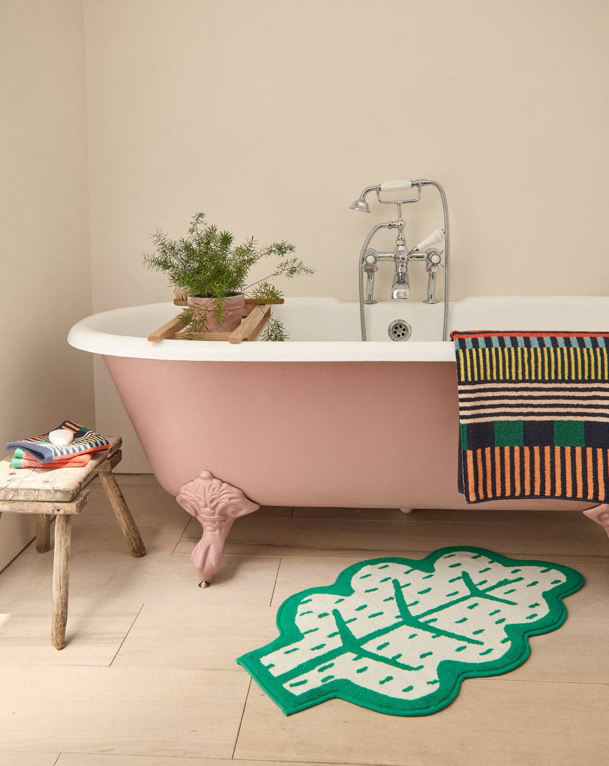 Donna Wilson - Wholesale Badmat - Blad badmat1