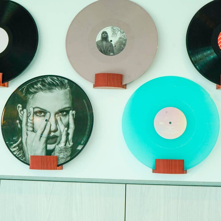 Rosebud Homegoods - Wholesale Wall Mounted Shelf - Modern Vinyl Record Wall Display Decor2