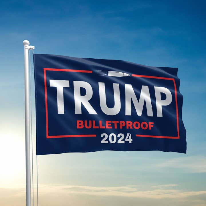 Drapeau Trump Bulletproof 2024 - 2930 pour la vente par I Love My Freedom