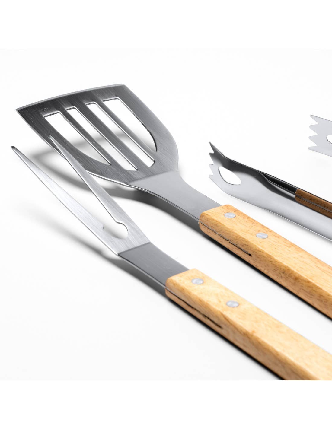 STAR WAY, S.L. - Wholesale Outdoor Grill Tools - Set of 3 bamboo barbecue accessories1