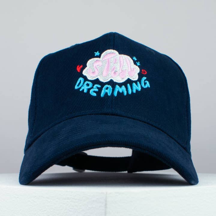 Gorra béisbol Still Dreaming - Colección My Mood para venta al por mayor de Hatty Hats Embroidery
