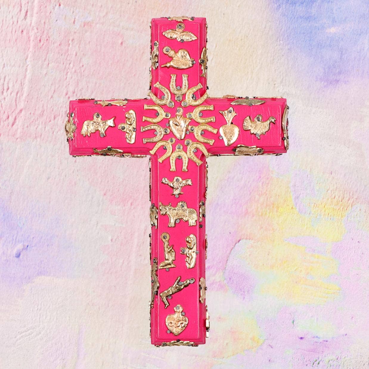 PINK PAMPAS - Vente Croix murales - Croix murale mexicaine en bois faite main, ornée de charmes ex voto1