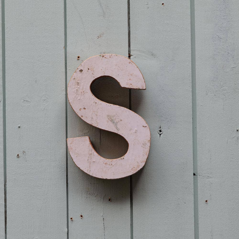 Nature and Style Wohnkultur Import GmbH - Wholesale Wall Accent - Wooden letters18