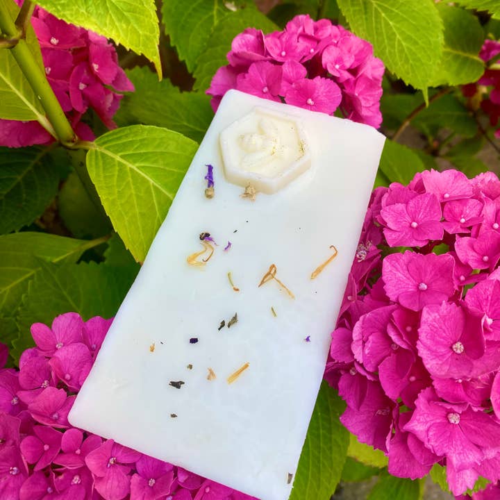 Citronella Essential Oil Wax Melt for wholesale by Miss Rachel Holland