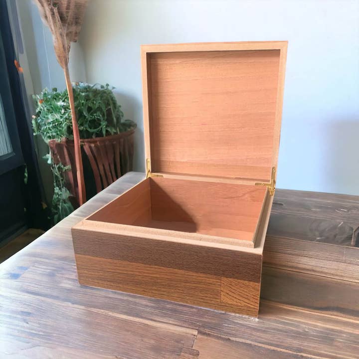 MakerFlo - Wholesale Decorative Box - Valet Box with Cedar Lining - Large21
