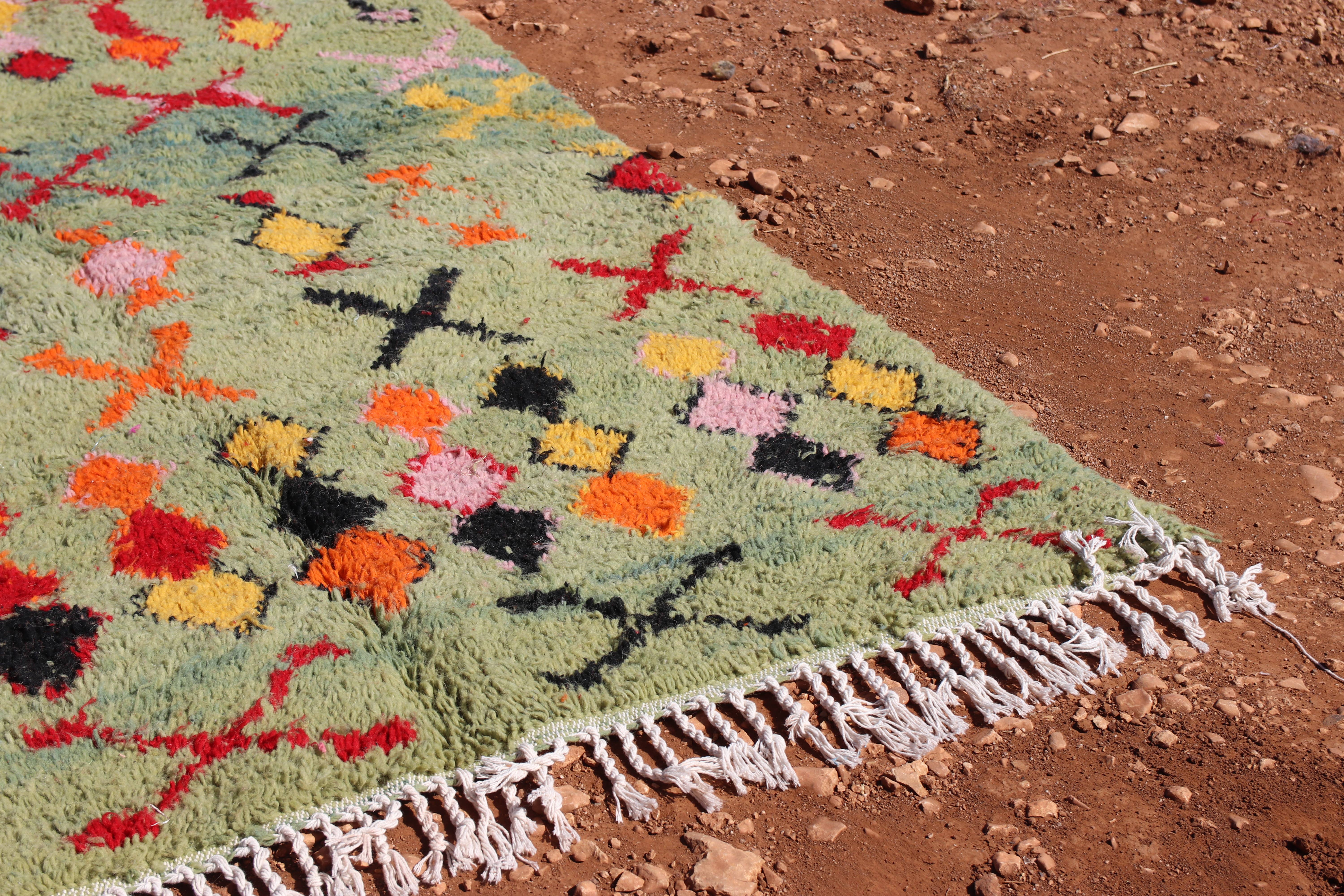 MUSMUSRUGS - Wholesale Rug Pad - Handcrafted Berber Moroccan Green Rug1