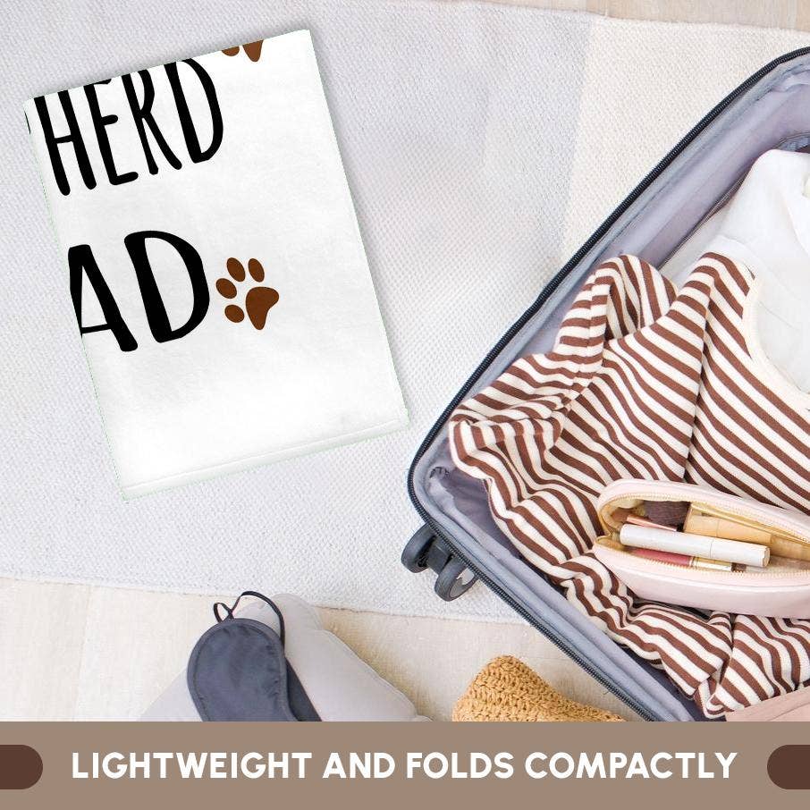 3dRose - Wholesale Bath Towel - 3dRose, German Shepherd Dog Dad - Alsatian - Doggie by breed - brown muddy paw prints - doggy lover, Towel5