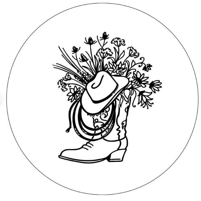 Cowboystövel med hatt och blommor vitt reservdäckskydd för wholesale av Dirty Acres