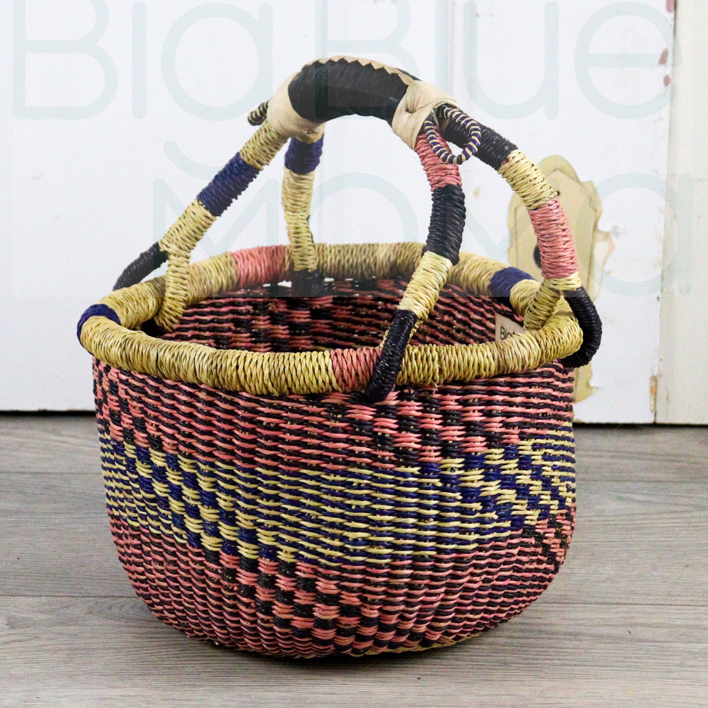 Big Blue Moma - Wholesale Basket - Round Small - Traditional Palette2