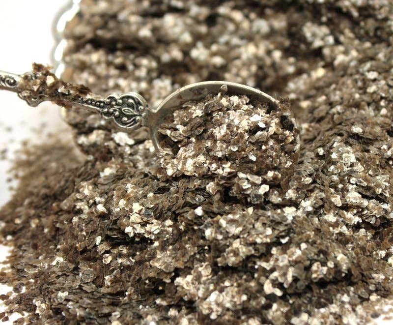 Meyer Imports – Großhandel Bastelzubehör – Antike Bronzeflocken - Natürlicher Glimmer3