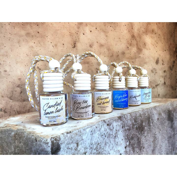 Diffuseur de parfum suspendu pour la vente par Rooted Willow & Co