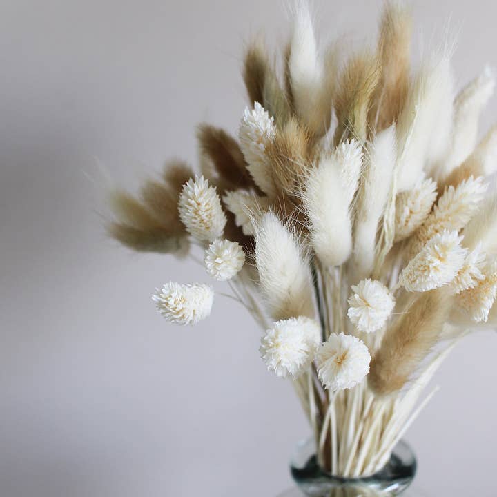 Het beige boeket voor wholesale door Copper Lane Gift Co.