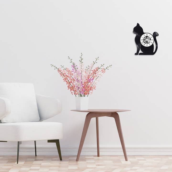 L'atelier d'Ombeline - Wholesale Wall Clock - Cat alone themed 33-turn vinyl record clock5