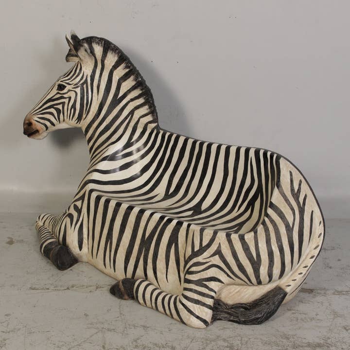LM Treasures - Wholesale Decorative Tabletop Object - Zebra Bench Life Size Statue9