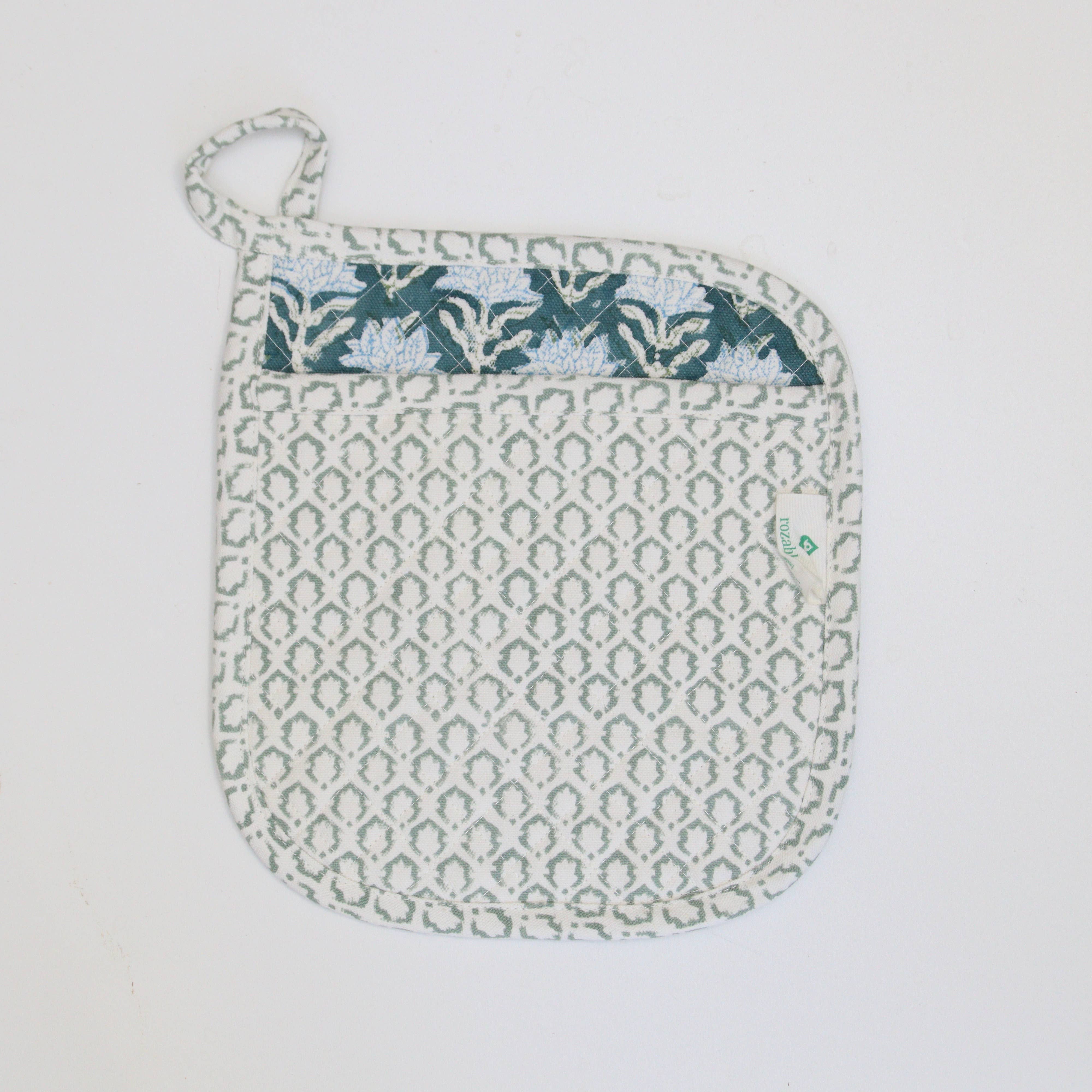 Rozablue - Wholesale Oven Mitt/Pot Holder - Blue-green Oven Mitt & Pot Holder Set in different prints 1