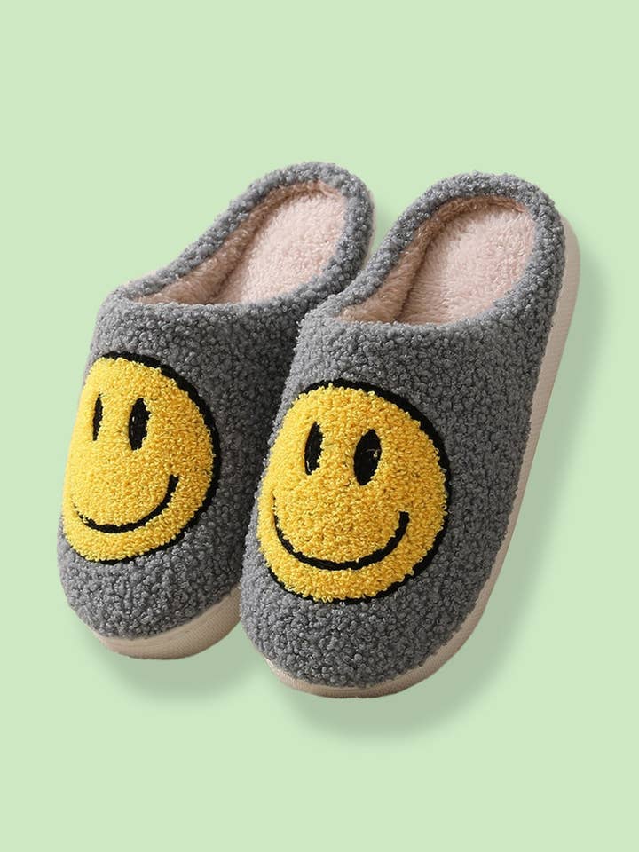 DOUBLJU - Wholesale Slippers - Unisex - Smiley Face Unisex Cotton Slippers for Fall,Winter
15