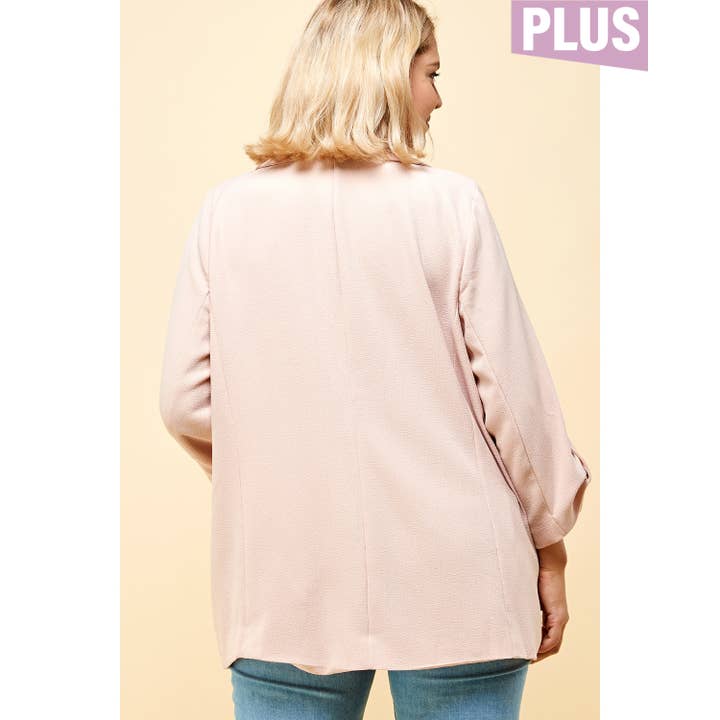 RODNA PLUS SIZE KAVAJ MED FRAMFICKOR OCH UPPRULLADE ÄRMAR för wholesale på Faire